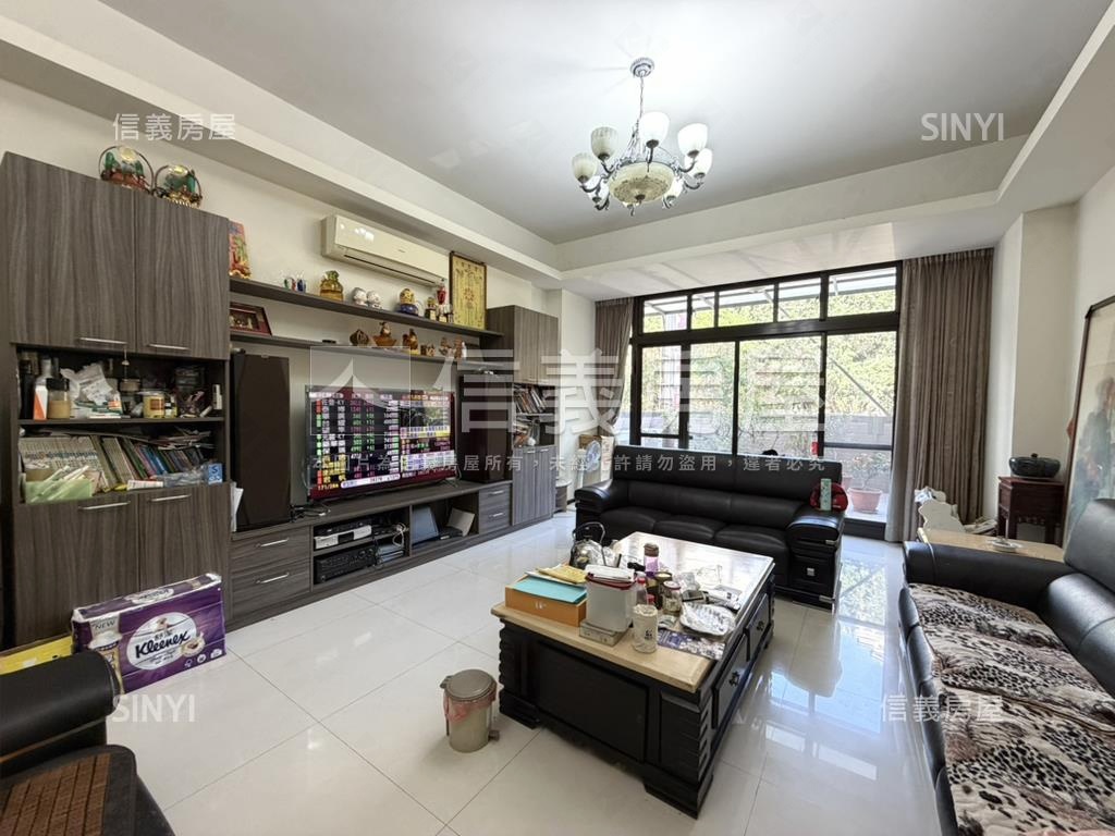 面南苑公園第一排透店房屋室內格局與周邊環境