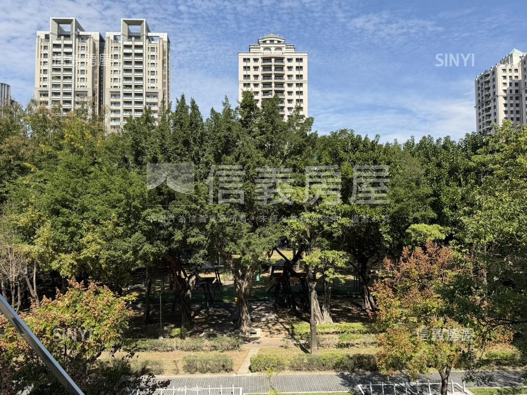 面南苑公園第一排透店房屋室內格局與周邊環境