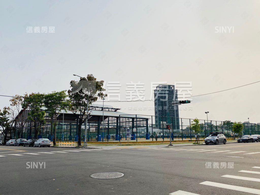 好市多面公園加蓋電梯別墅房屋室內格局與周邊環境