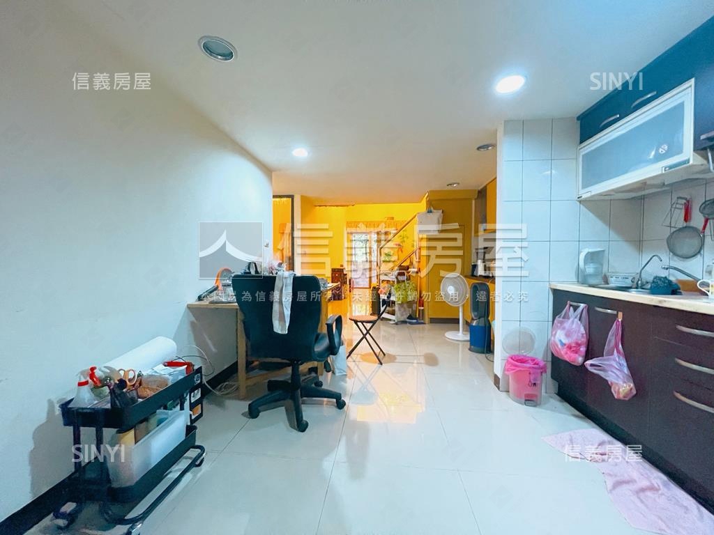 稀有好運市挑高一樓房屋室內格局與周邊環境