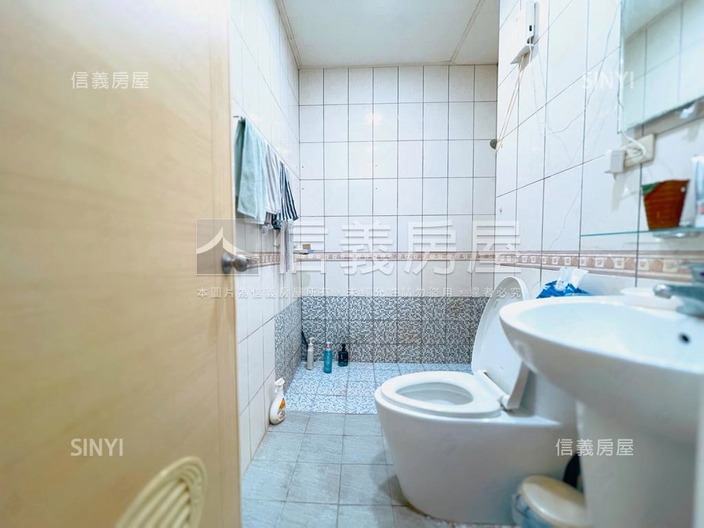 稀有好運市挑高一樓房屋室內格局與周邊環境