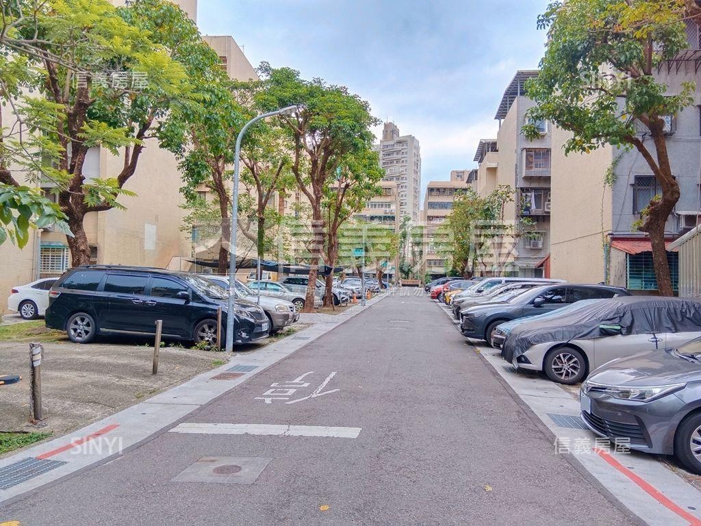 近文德站庭院一樓四房大戶房屋室內格局與周邊環境