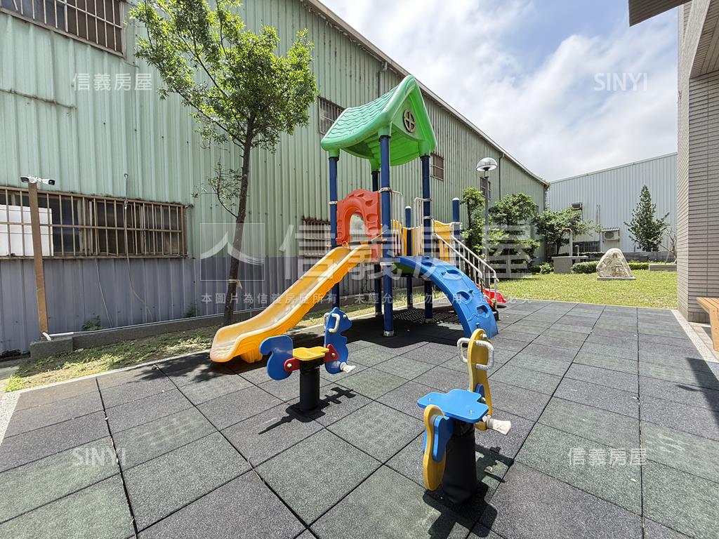 佑翰第一綻高樓２房車位房屋室內格局與周邊環境
