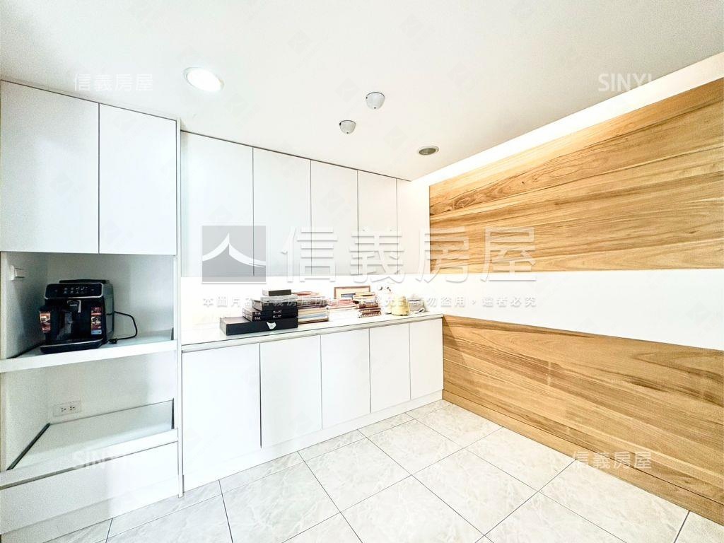 四面採光大空間房屋室內格局與周邊環境