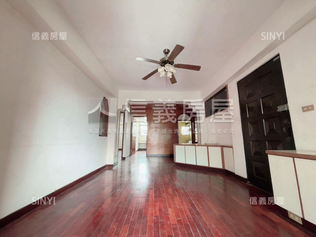 捷運靜巷電梯朝南方正３房房屋室內格局與周邊環境