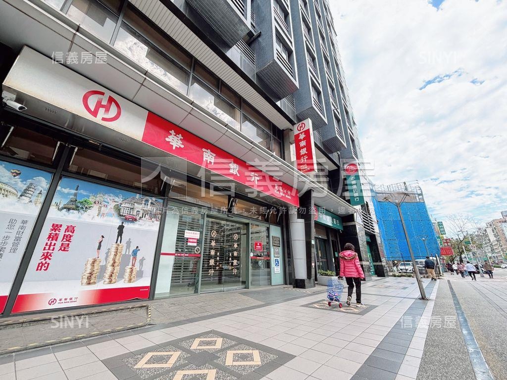 捷運靜巷電梯朝南方正３房房屋室內格局與周邊環境