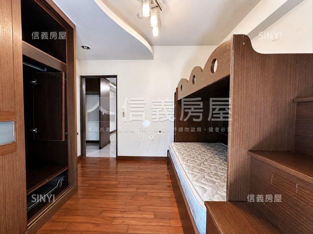 長榮新城三房平車房屋室內格局與周邊環境