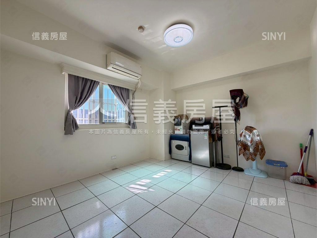 Ａ２２捷運站·邊間大套房房屋室內格局與周邊環境