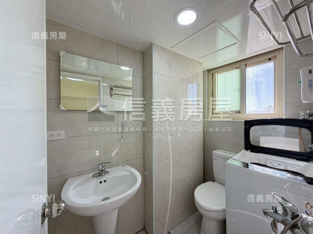 Ａ２２捷運站·邊間大套房房屋室內格局與周邊環境