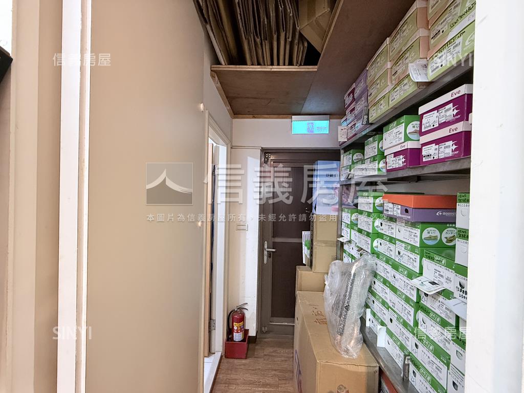 萬隆捷運出口金店面房屋室內格局與周邊環境
