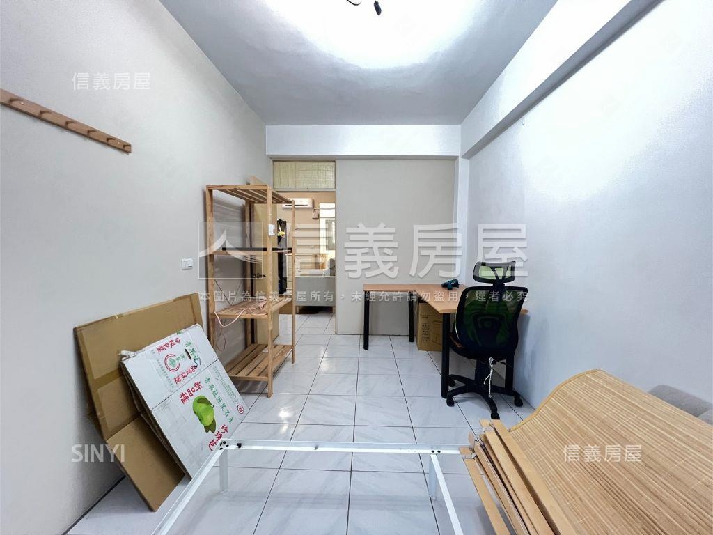 日月光低總新婚成家房屋室內格局與周邊環境