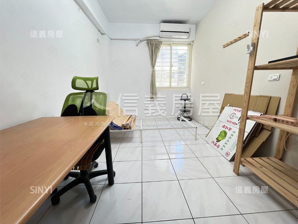 日月光低總新婚成家房屋室內格局與周邊環境