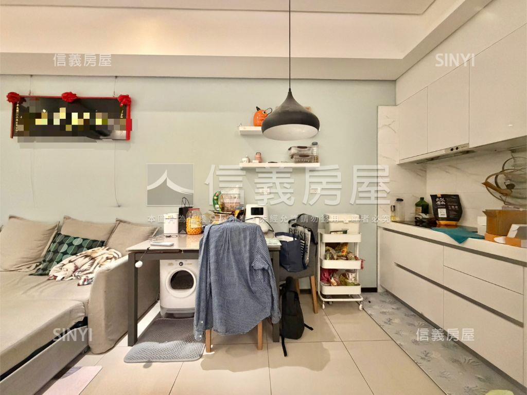 稀有雲品精裝視野大兩房房屋室內格局與周邊環境