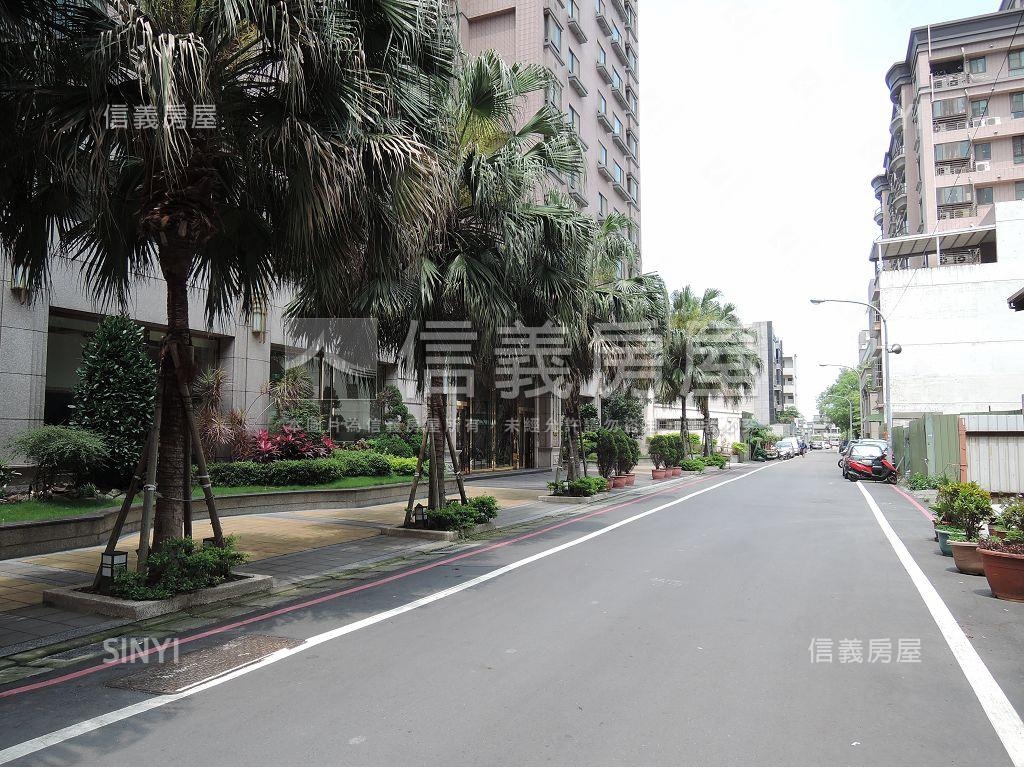 龍安《凱悅》優三房車位房屋室內格局與周邊環境