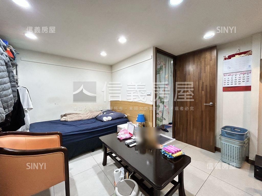 新潤峰耘住家房屋室內格局與周邊環境