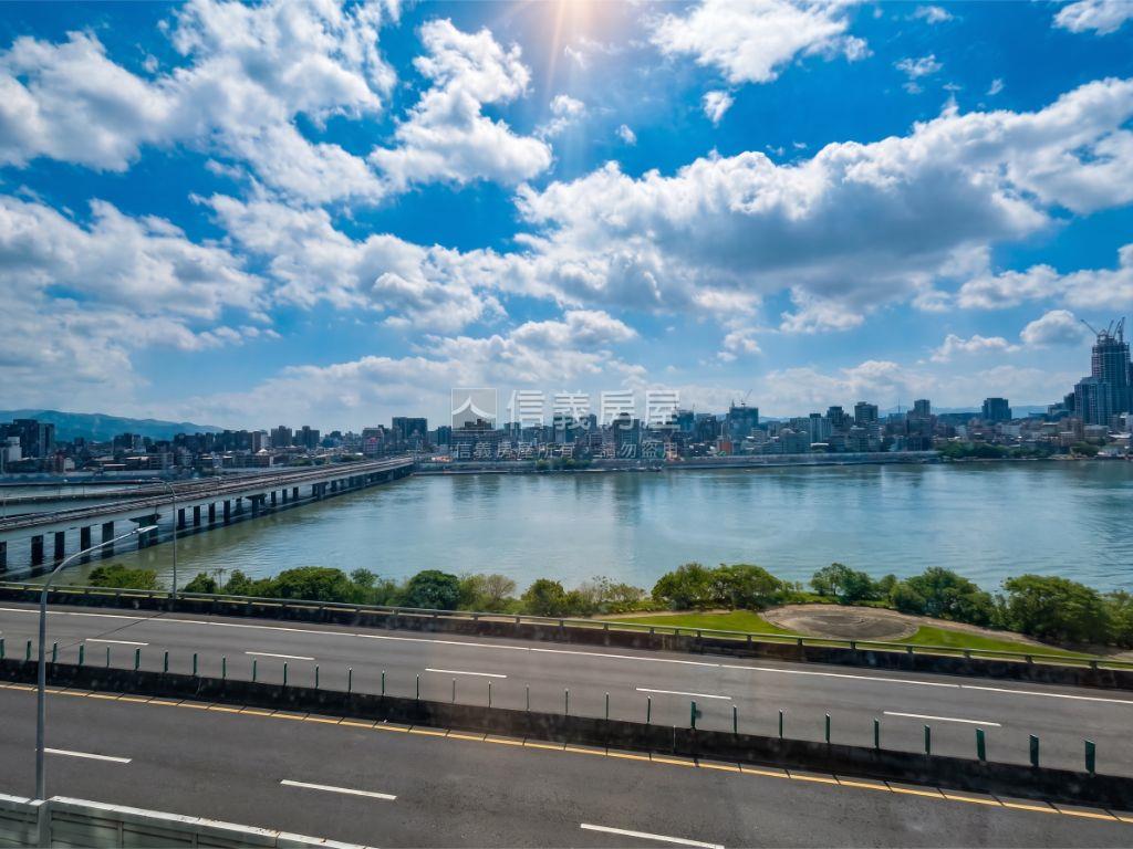 大稻埕煙火荷堤河景套房房屋室內格局與周邊環境