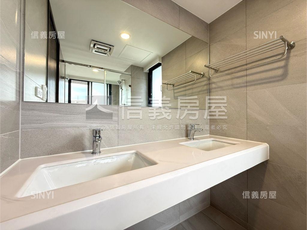 夯坐山望溪高樓三房平車房屋室內格局與周邊環境