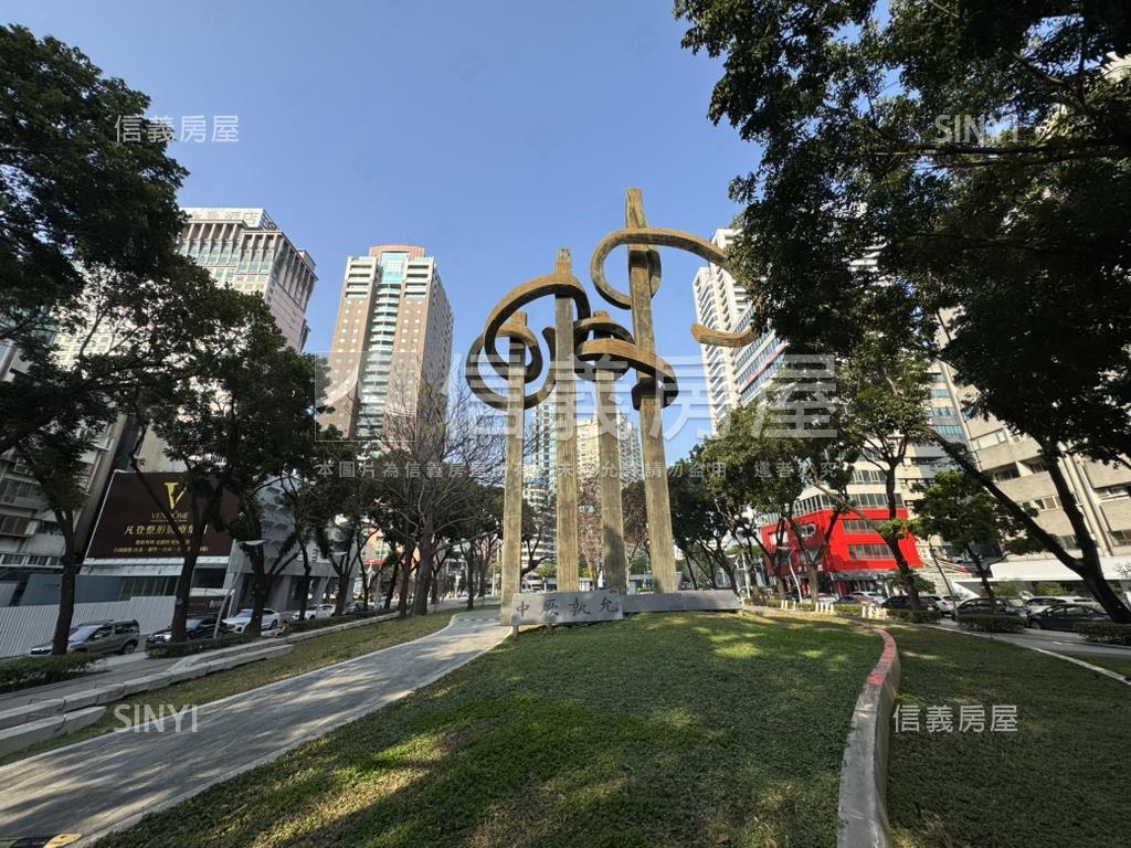 金典✰邊間雙面採光視野讚房屋室內格局與周邊環境