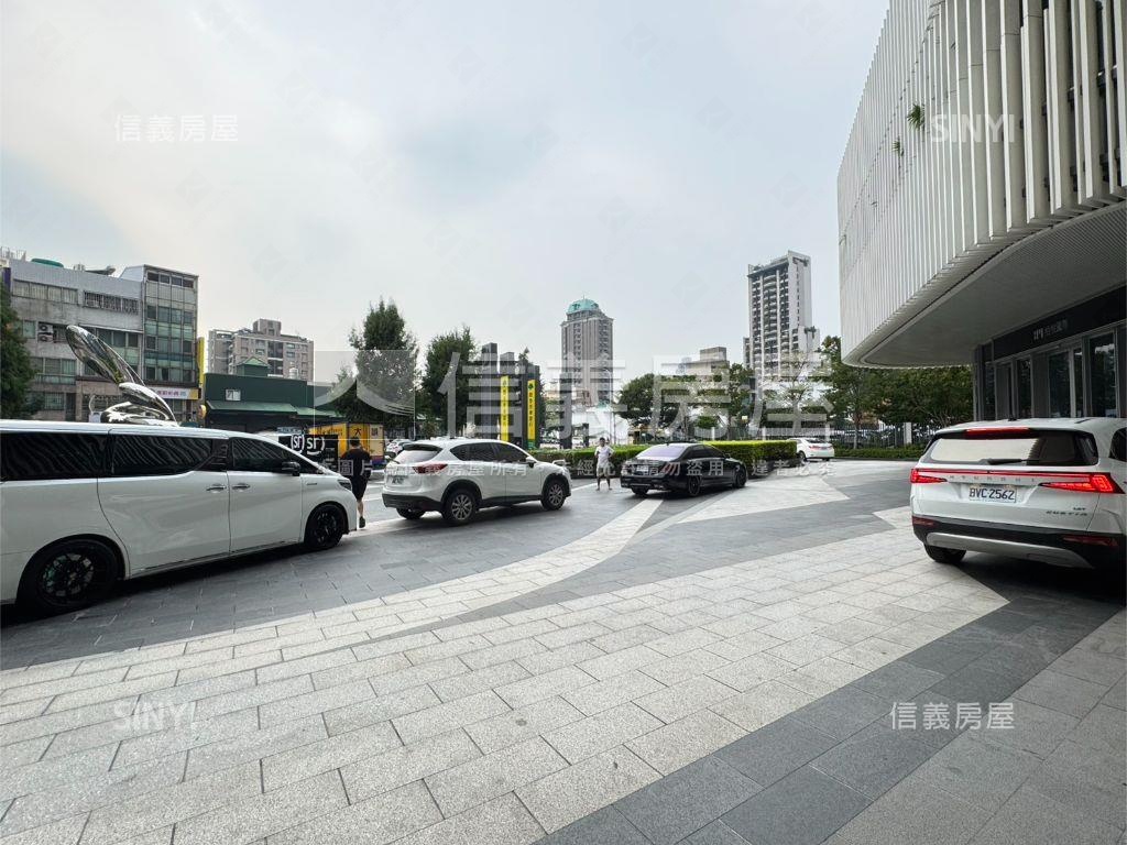 ＣＢＤ時代廣場商辦房屋室內格局與周邊環境