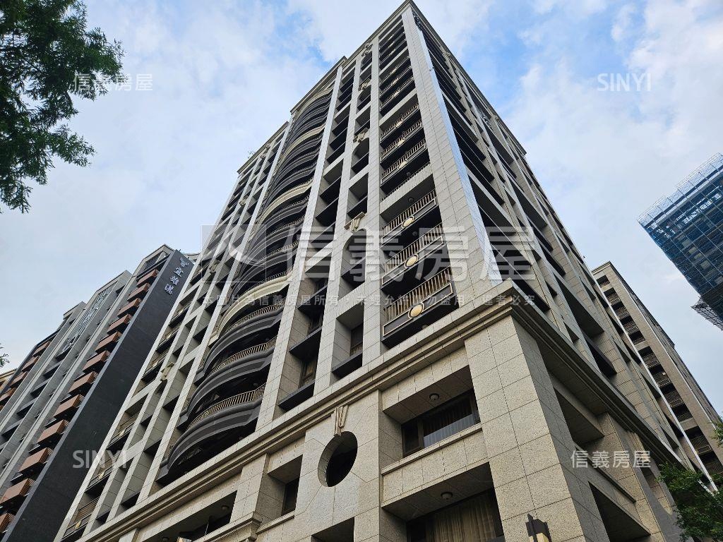 青埔站前國家苑３房雙車位房屋室內格局與周邊環境