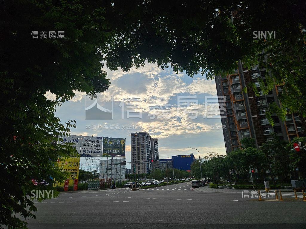 青埔站前國家苑３房雙車位房屋室內格局與周邊環境