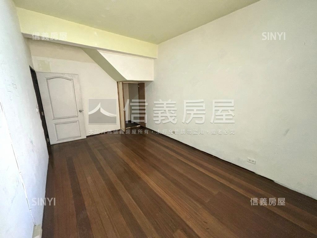 火車站中華二路金透店房屋室內格局與周邊環境