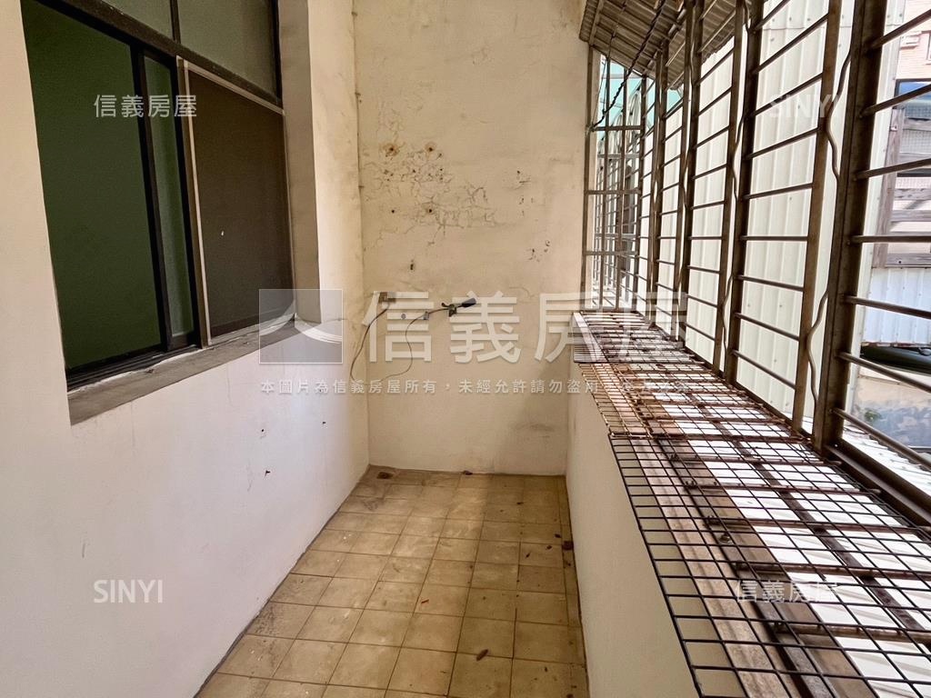 火車站中華二路金透店房屋室內格局與周邊環境