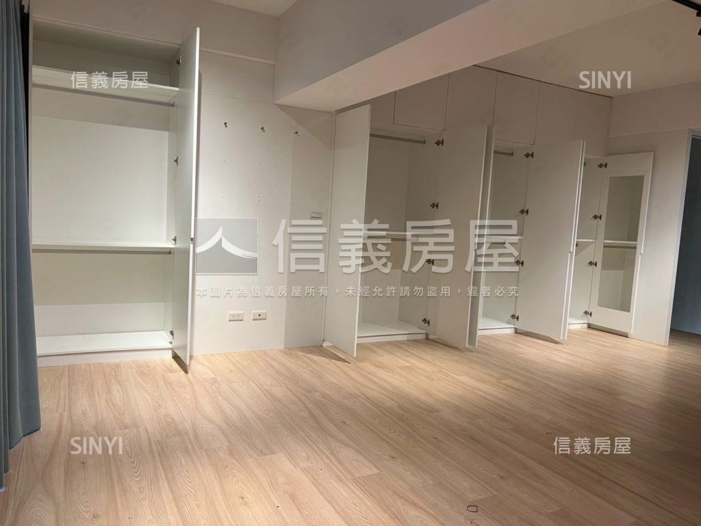近高鐵璟美亮麗大店面房屋室內格局與周邊環境