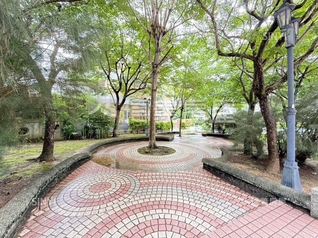 康橋藝術園區綠意美墅房屋室內格局與周邊環境