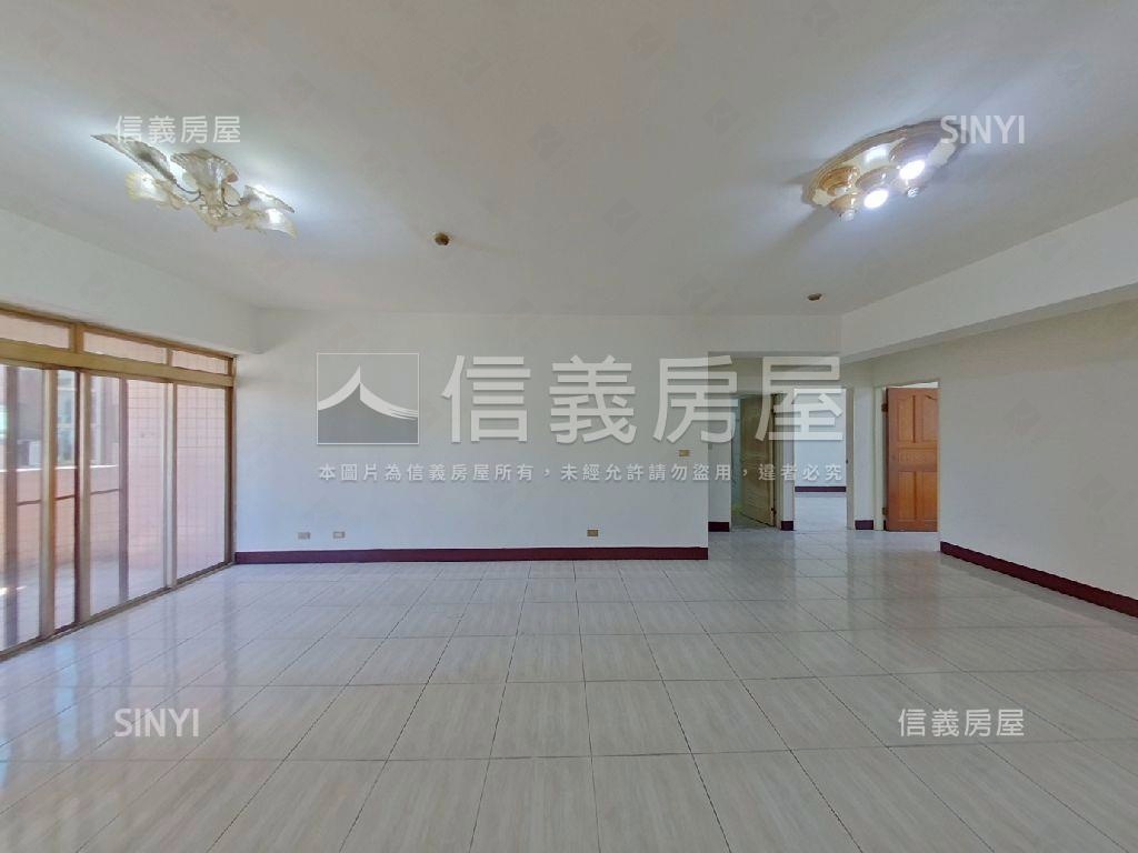 南清大四房車位房屋室內格局與周邊環境