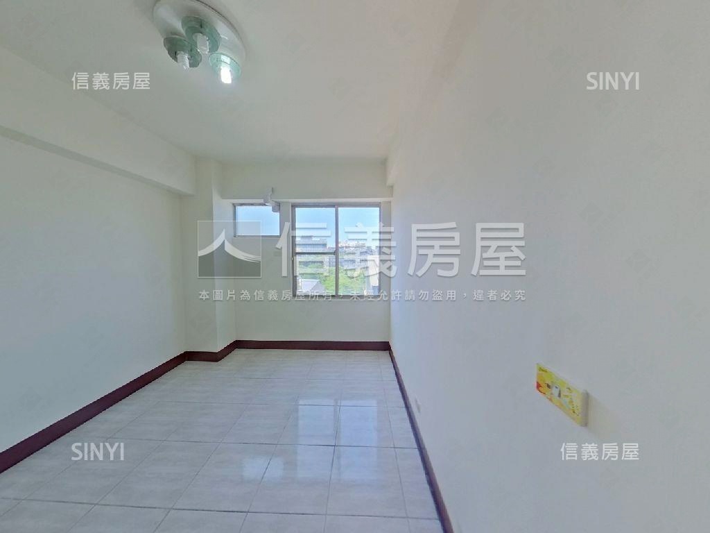南清大四房車位房屋室內格局與周邊環境