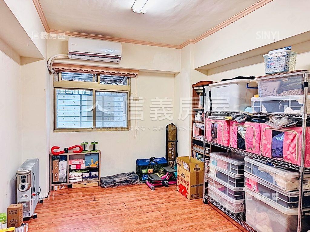 捷運華府明亮邊間三房房屋室內格局與周邊環境