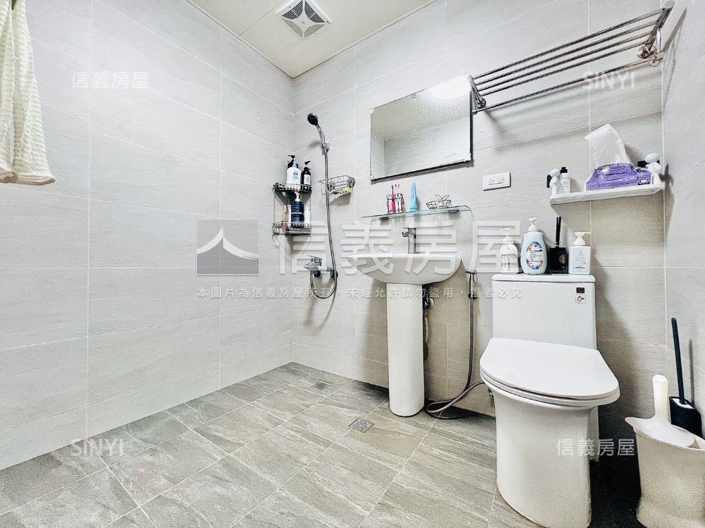 捷運華府明亮邊間三房房屋室內格局與周邊環境