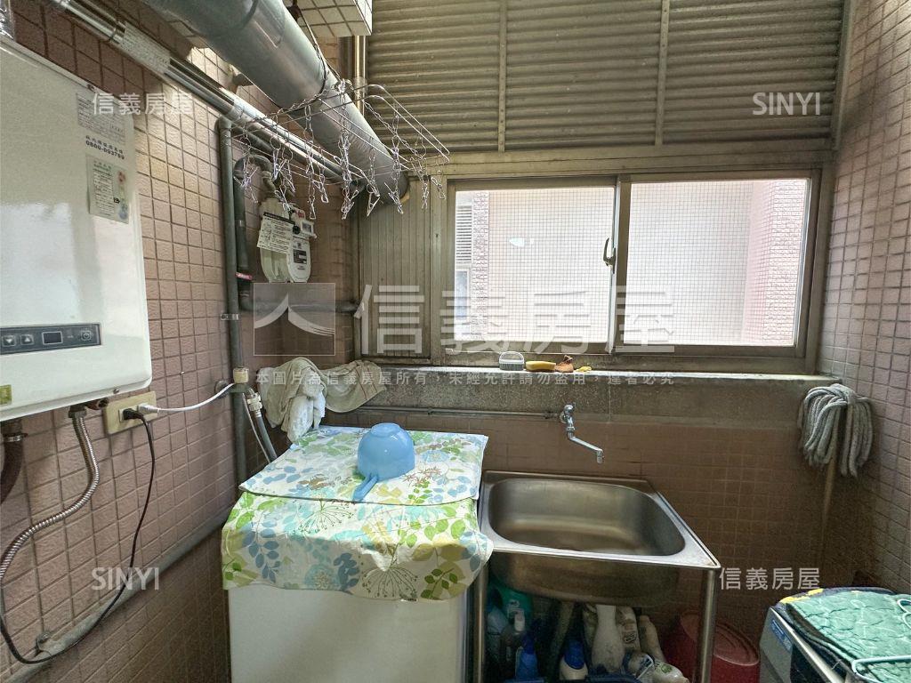 ＭＥ時代高樓稀有優質四房房屋室內格局與周邊環境