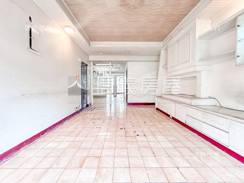 正面福德國小大四房房屋室內格局與周邊環境