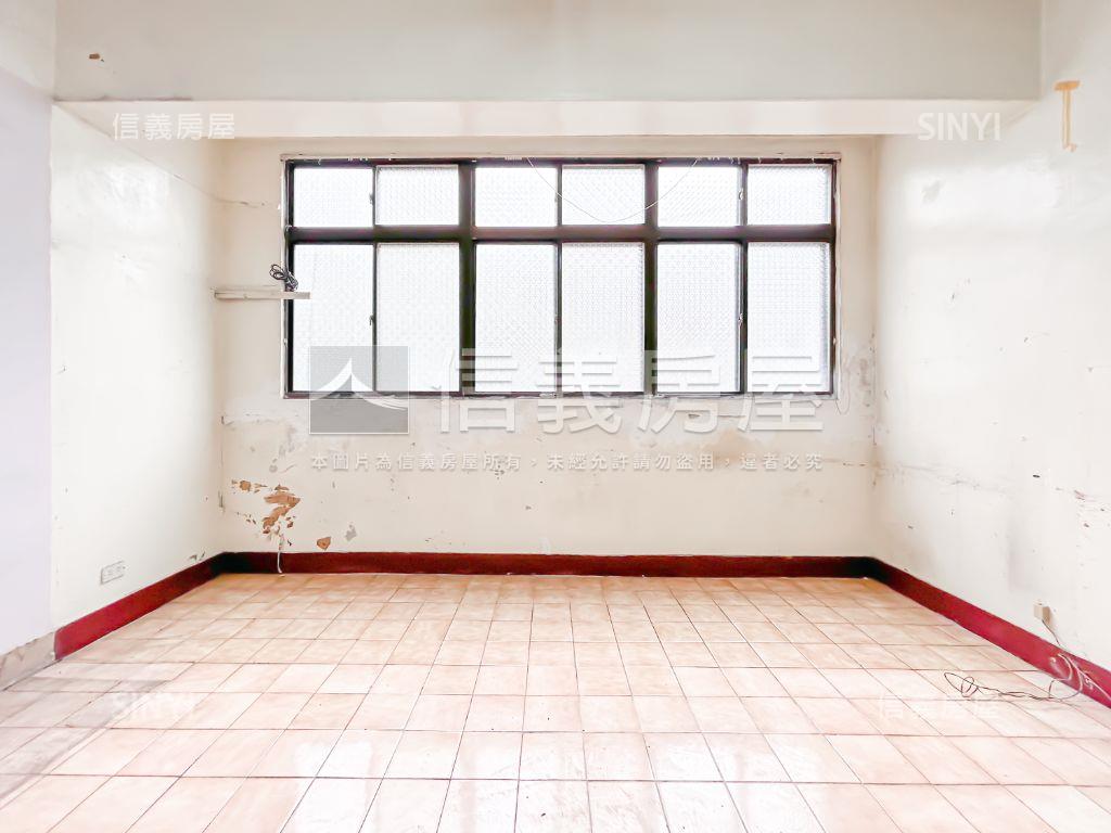 正面福德國小大四房房屋室內格局與周邊環境