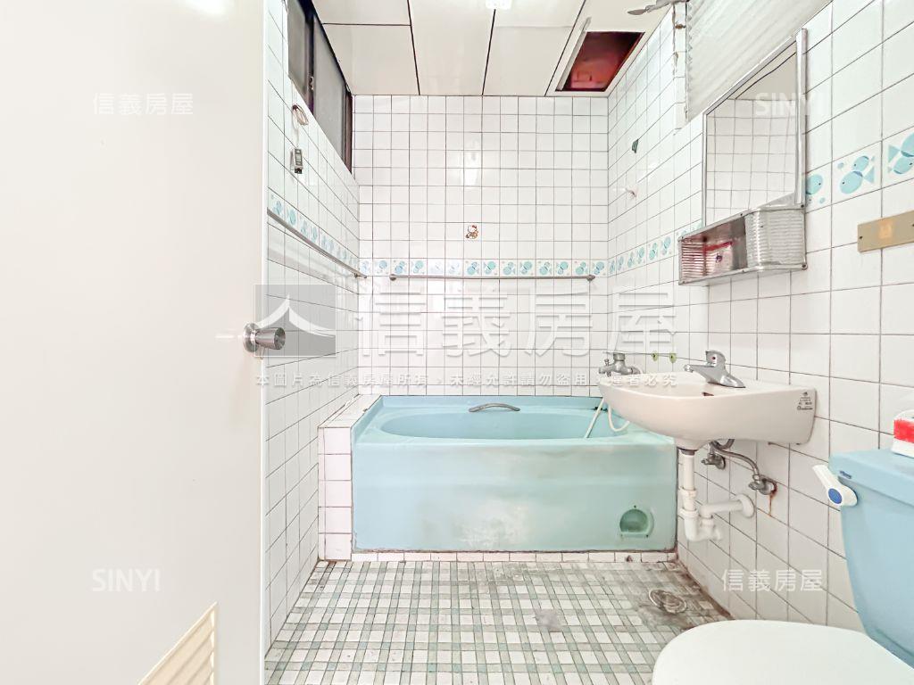 正面福德國小大四房房屋室內格局與周邊環境