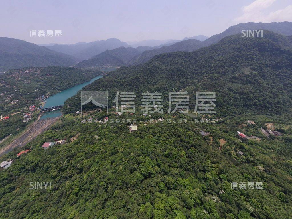 新店溪稀有清幽土地房屋室內格局與周邊環境