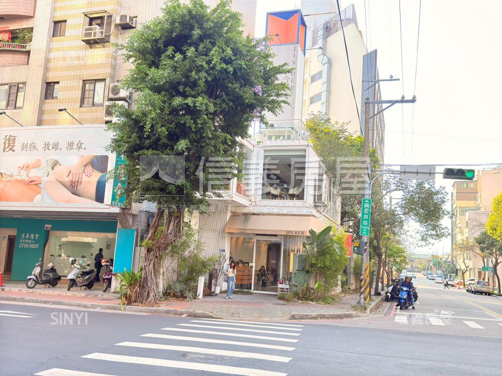 逢甲黎明路角間透店房屋室內格局與周邊環境