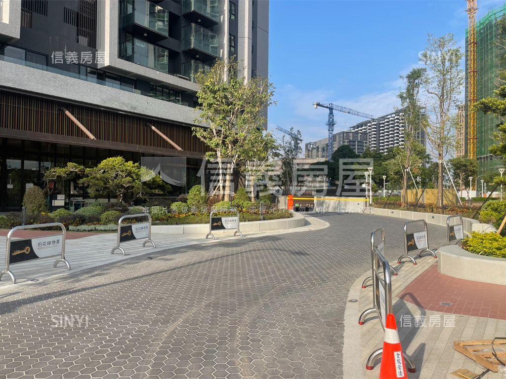 中都濕地公園首排三房車房屋室內格局與周邊環境