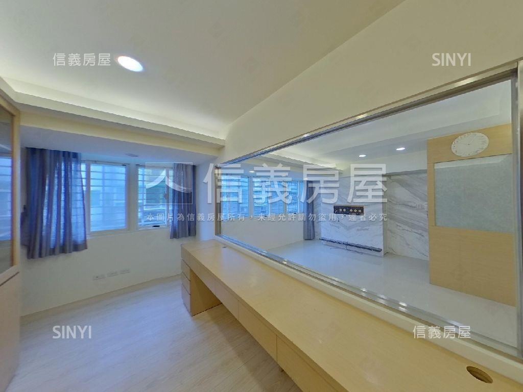 大巨蛋國館電梯四房房屋室內格局與周邊環境