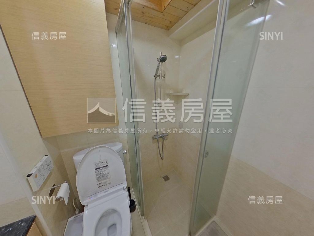 大巨蛋國館電梯四房房屋室內格局與周邊環境
