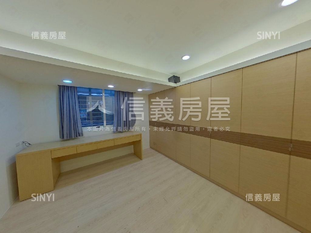大巨蛋國館電梯四房房屋室內格局與周邊環境