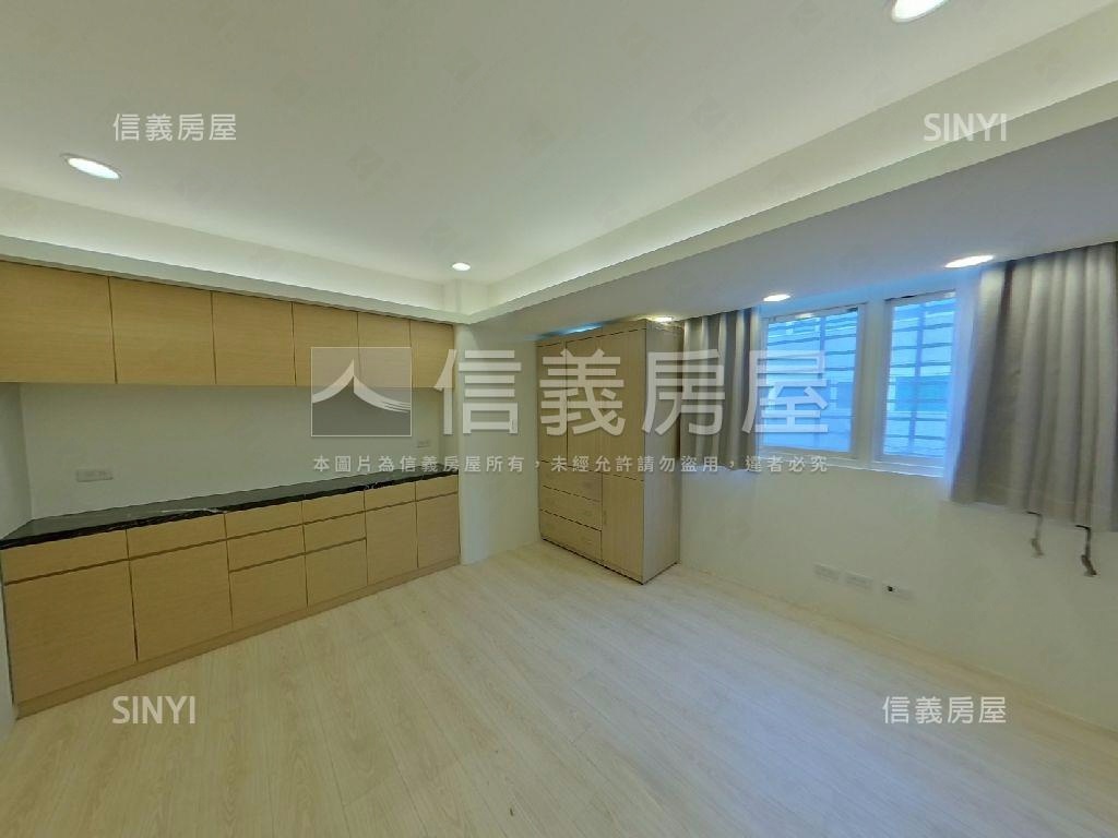大巨蛋國館電梯四房房屋室內格局與周邊環境