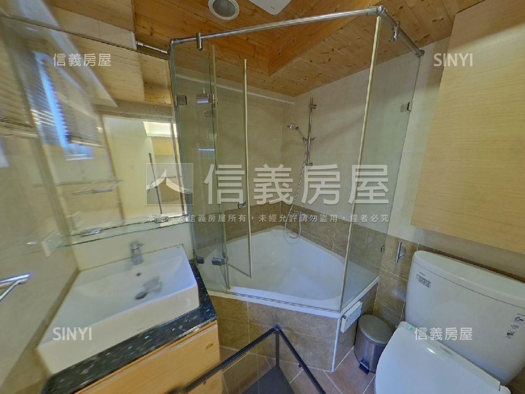 大巨蛋國館電梯四房房屋室內格局與周邊環境
