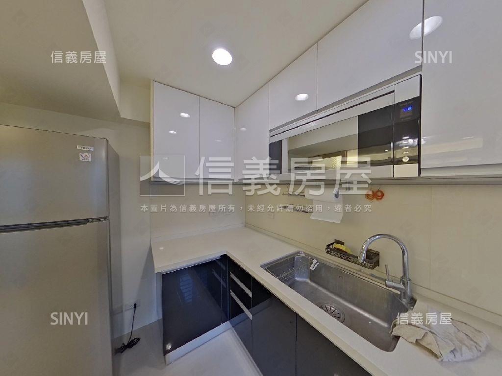 大巨蛋國館電梯四房房屋室內格局與周邊環境