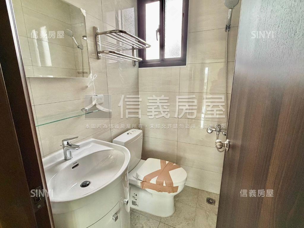 仁武安樂一街全新三房雙衛房屋室內格局與周邊環境