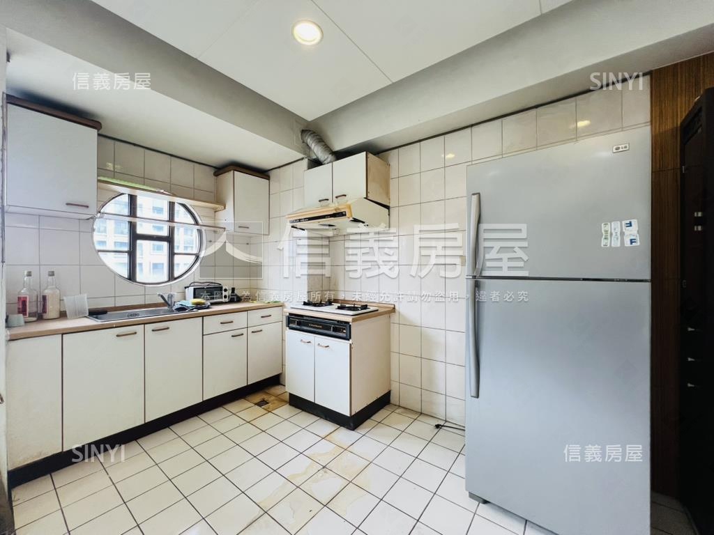 近逢甲惠來河畔美三房房屋室內格局與周邊環境