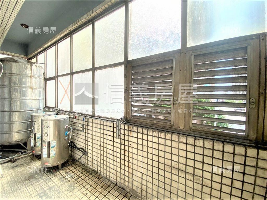 海華商圈黃金店面房屋室內格局與周邊環境
