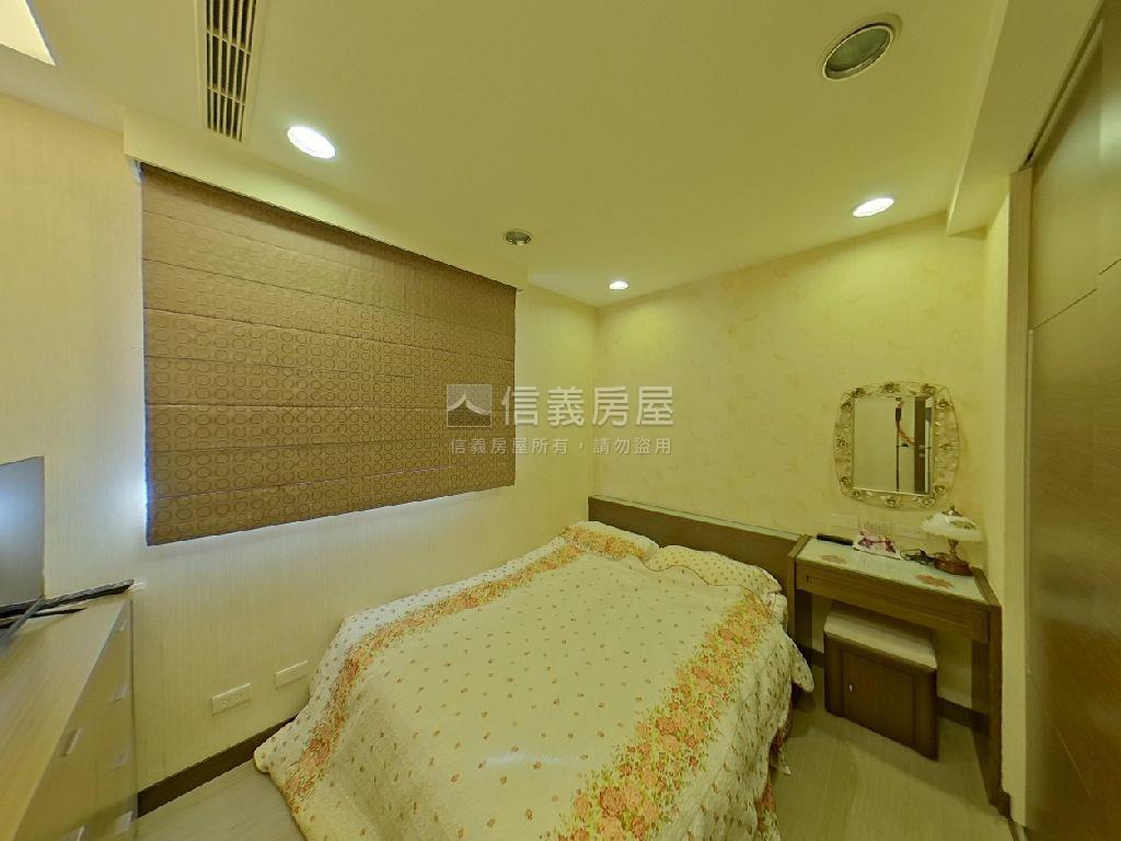 臨江仙河畔水岸豪邸房屋室內格局與周邊環境
